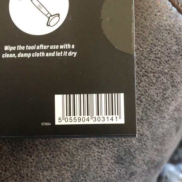 BY BEAUTY BAY THE JADE FACIAL ROLLER - Picture 5 of 5